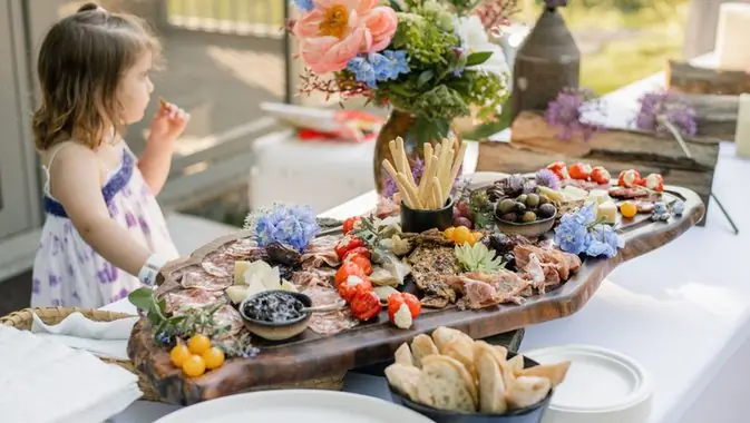 Guttman family farm celebration catered by Silver Spoon Events — photo 3